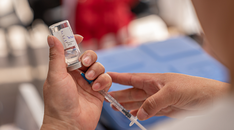 COMIENZA LA CAMPAÑA DE VACUNACIÓN ANTIGRIPAL EN EL HOSPITAL REGIONAL