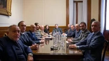 LEY BASES: QUÉ CAMBIOS ACEPTÓ EL GOBIERNO PARA DESTRABAR EL PROYECTO EN EL SENADO