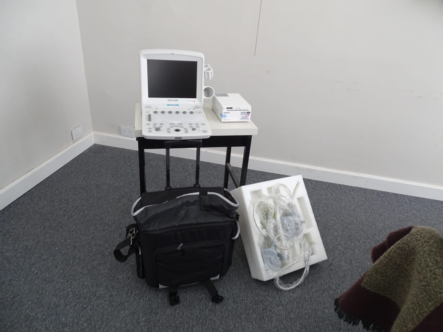  NUEVO ECÓGRAFO EN LA MUNICIPALIDAD PERMITIRÁ REALIZAR ESTUDIOS CRUCIALES PARA LA SALUD MATERNO-INFANTIL