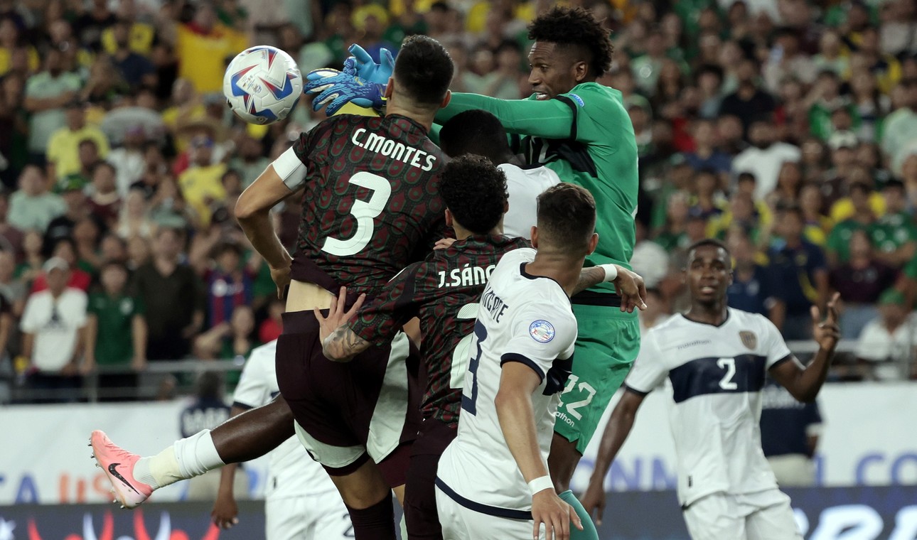 Ecuador empató con México y será rival de Argentina