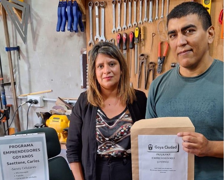 LA MUNICIPALIDAD FORTALECE EMPRENDIMIENTOS GOYANOS