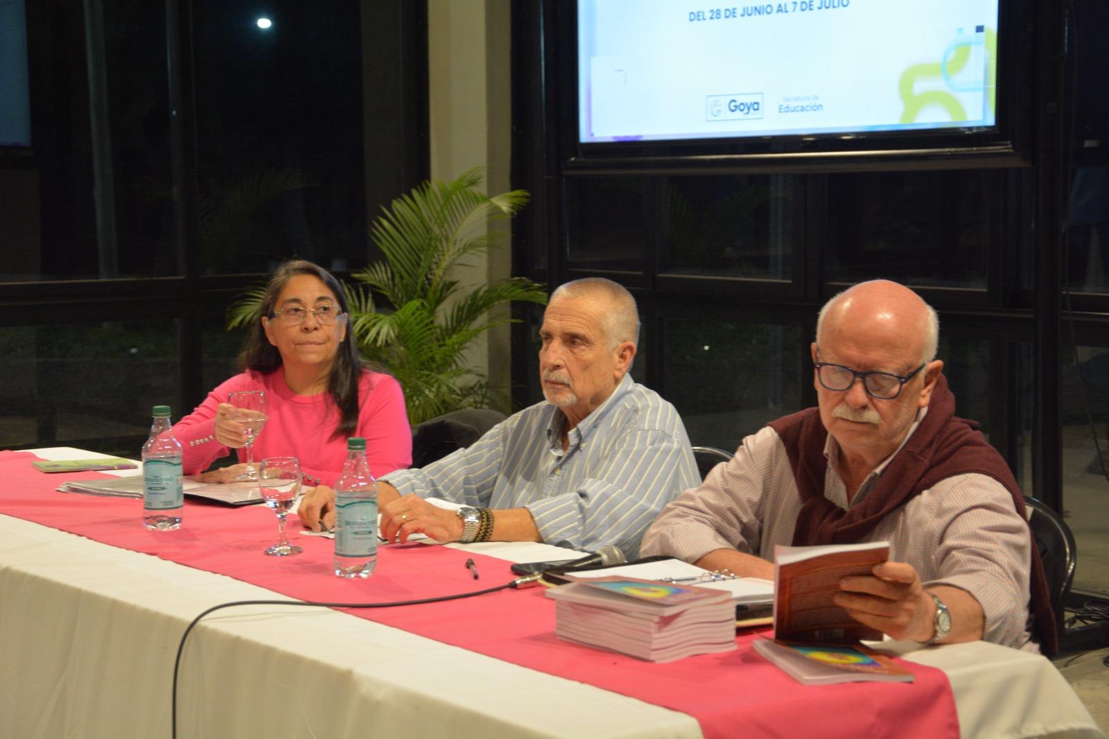 “ENCHAMIGAR CULTURA”:  El Dr. Carlos Dante Gnocchi presentó su libro “Enchamigar Cultura” en la Feria del Libro