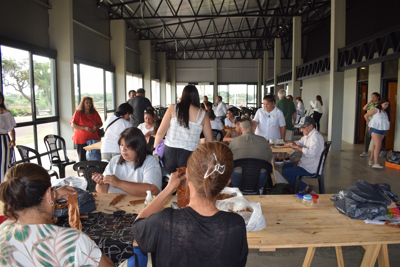 XV ENCUENTRO DE PRODUCTORES ARMADORES DE CIGARROS Y PUROS