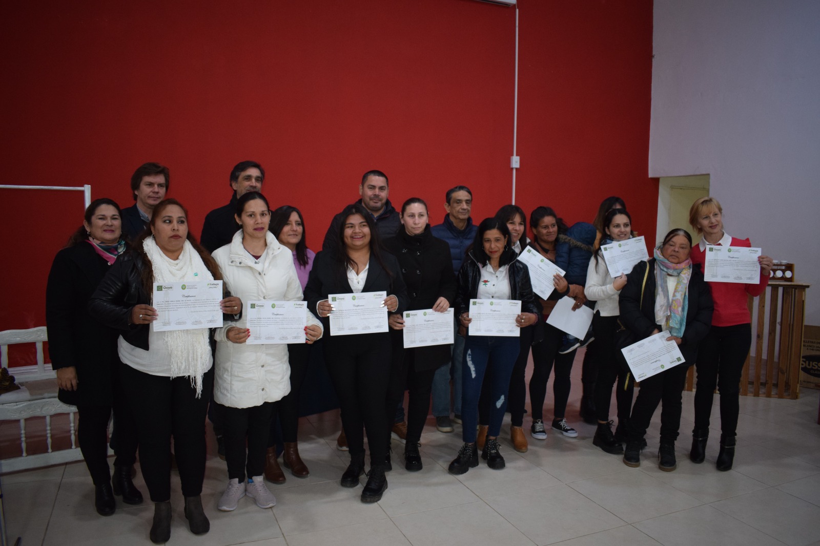 ALREDEDOR DE 200 EGRESADOS RECIBIERON SU CERTIFICADO DE CAPACITACIÓN