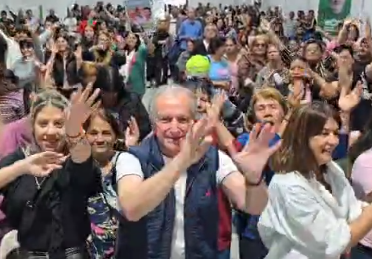 GOYA NOS UNE: "KIKE" CANEVA AGRADECIÓ LA MASIVA PARTICIPACIÓN EN EL BINGO FAMILIAR