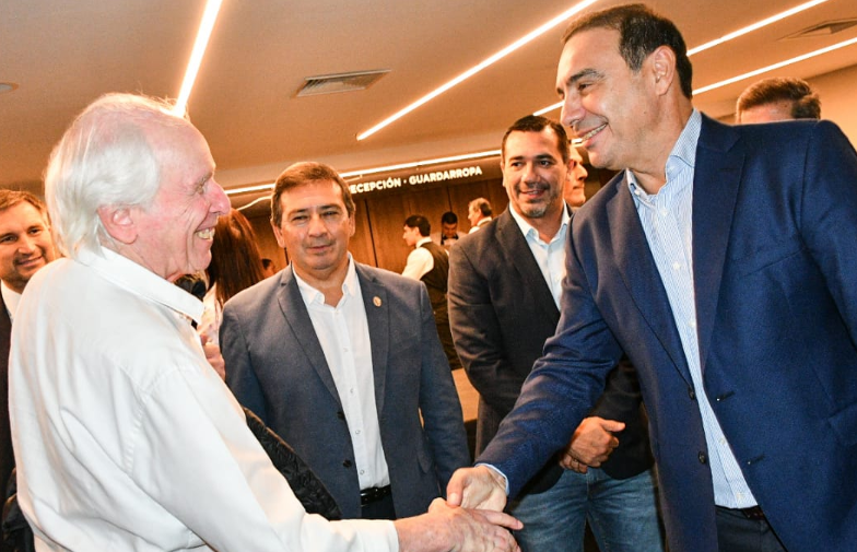 Con presencia del Gobernador, el historiador económico Gerchunoff brindó una conferencia sobre el panorama actual del país