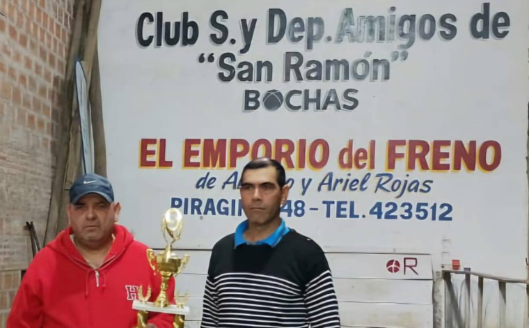 EL DÚO ROMERO-INSAURRALDE SE CORONÓ CAMPEÓN EN EL CAMPEONATO REGIONAL DE BOCHAS