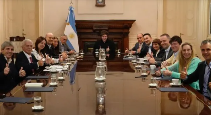 Javier Milei encabezó una reunión de Gabinete en medio del paro de la CGT