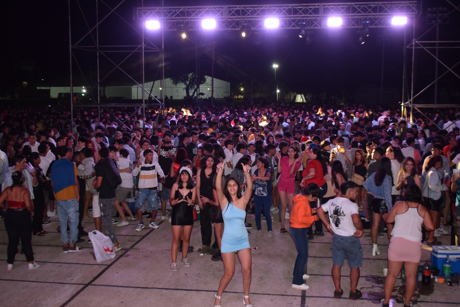 FESTEJEMOS JUNTOS LA NAVIDAD EN PREDIO COSTA SURUBÍ