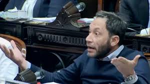  EN QUÉ? DESPILFARRO EN LA SIDE: DENUNCIAN QUE EN 3 SEMANAS YA EJECUTARON EL 80% DE LOS FONDOS RESERVADOS