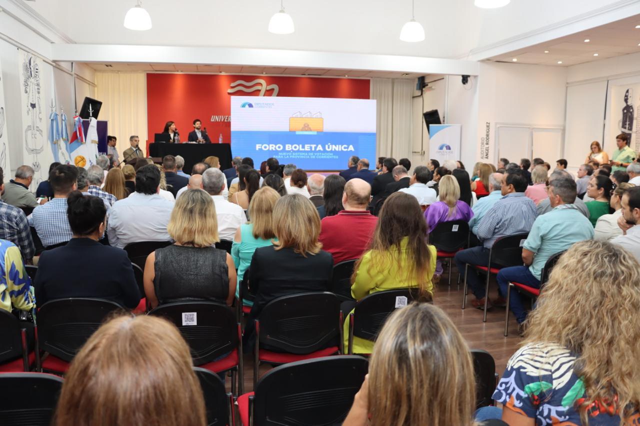 Sistema electoral en Corrientes: El Foro para la Boleta Única -soporte papel- superó las expectativas