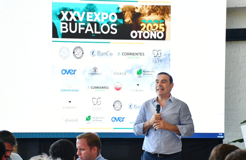 Valdés encabezó el cierre de la Expo Búfalos 2025 y destacó la potencia de la ganadería correntina