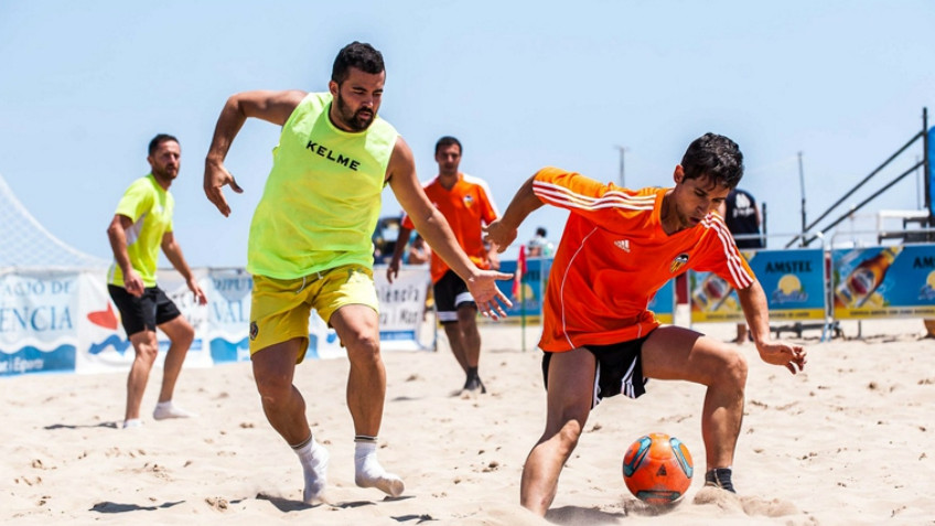 FÚTBOL PLAYA