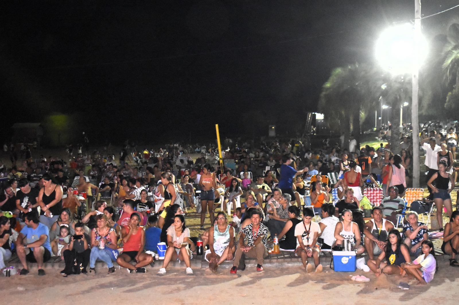 GOYA CERRÓ LA TEMPORADA DE VERANO AL RITMO DE LA CUMBIA