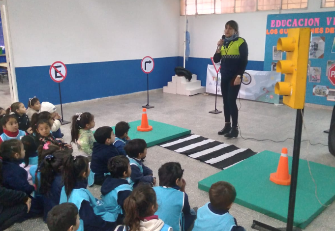 DIRECCION DE TRANSITO: DÍA DE LA SEGURIDAD VIAL
