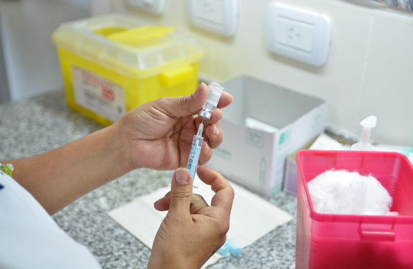 Nación manda vacunas contra el dengue a 11 provincias: Corrientes no está en la lista