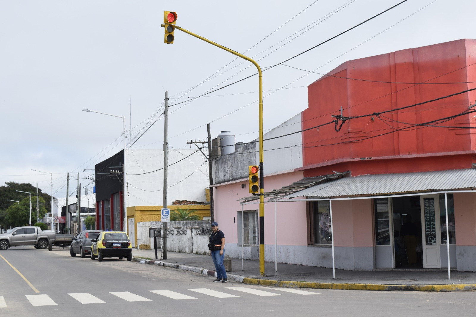 HABILITACIÓN DE SEMÁFORO EN AVENIDA SARMIENTO Y BELGRANO
