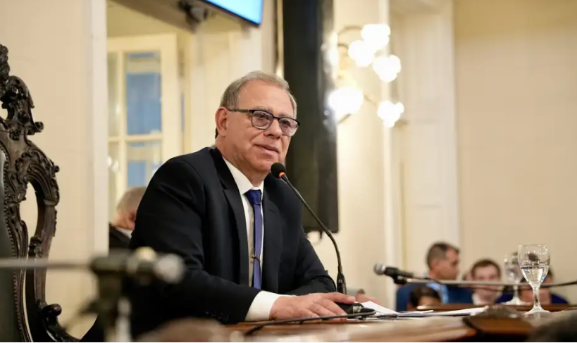 Eduardo Tassano criticó las internas del Gobierno nacional y alertó por la crisis industrial