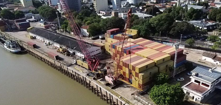 El Puerto de Corrientes aumenta la exportación de madera y cuero
