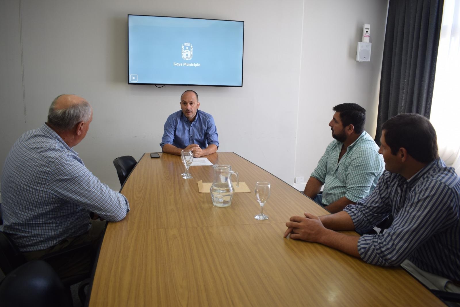 INTENDENTE HORMAECHEA RECIBIÓ A REPRESENTANTES DE CÁMARA DEL TABACO