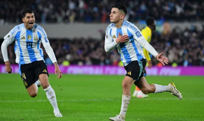 Argentina rescató un empate con Colombia en el Monumental