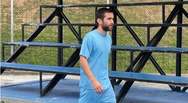Difunden primeras imágenes del gendarme argentino en su detención en Venezuela