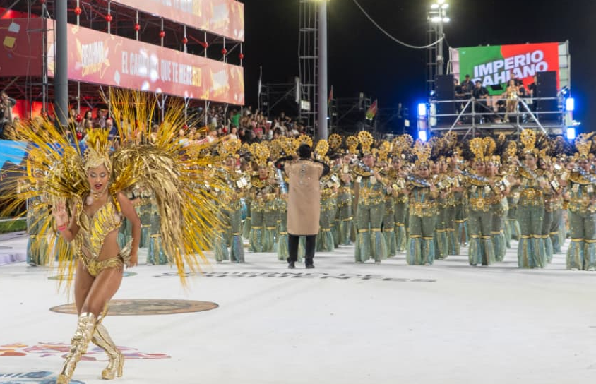 CARNAVAL: EL EVENTO CLAVE QUE DINAMIZA EL TURISMO Y LA HOTELERÍA