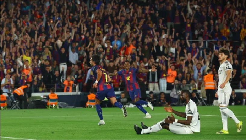 Barcelona le ganó 2-0 al Real Madrid y se coronó campeón de la Liga de España