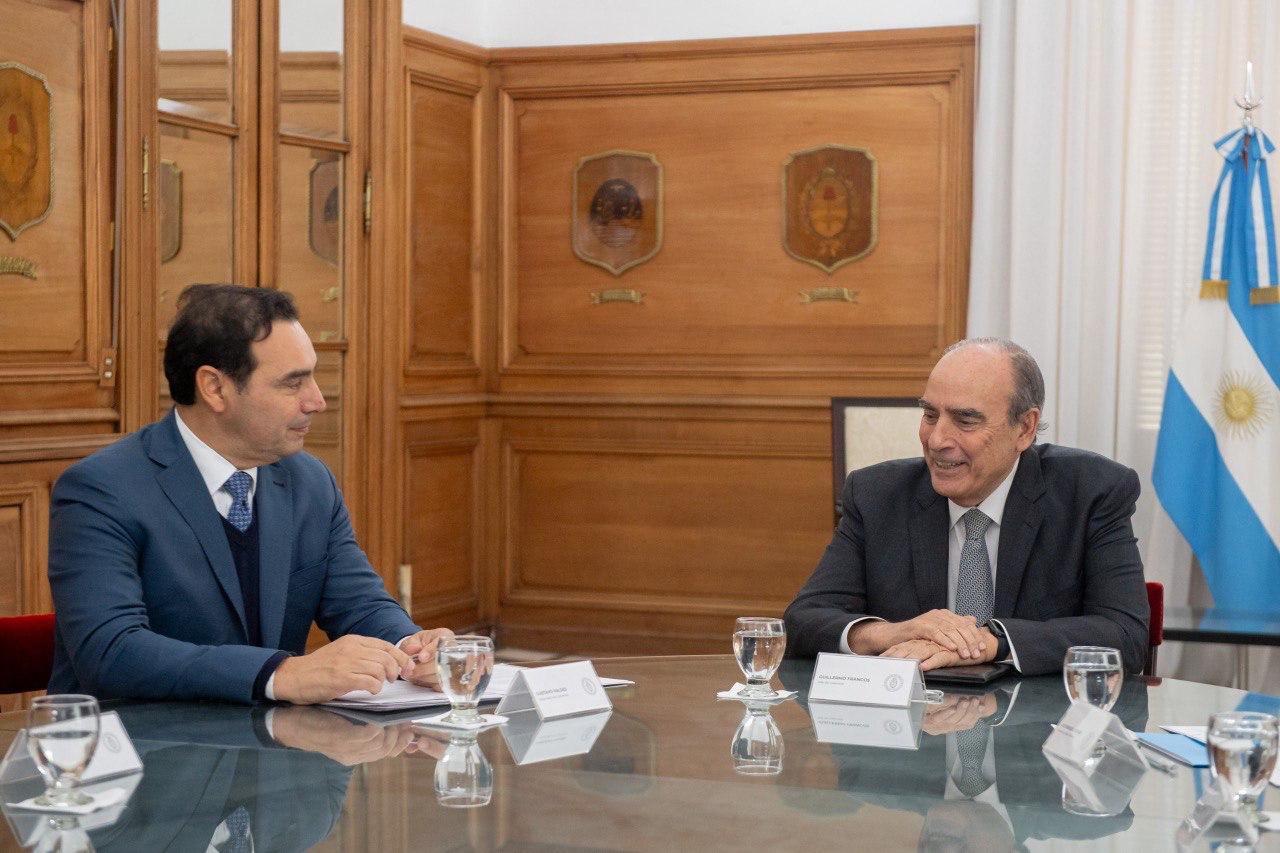 EN BUENOS AIRES: VALDÉS JUNTO AL JEFE DE GABINETE FIRMÓ UN ACUERDO PARA REACTIVAR OBRAS SIGNIFICATIVAS PARA CORRIENTES