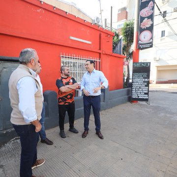 PAVIMENTO ASFÁLTICO: EL GOBERNADOR RECORRIÓ OBRA VIAL QUE SE EJECUTA EN CORRIENTES