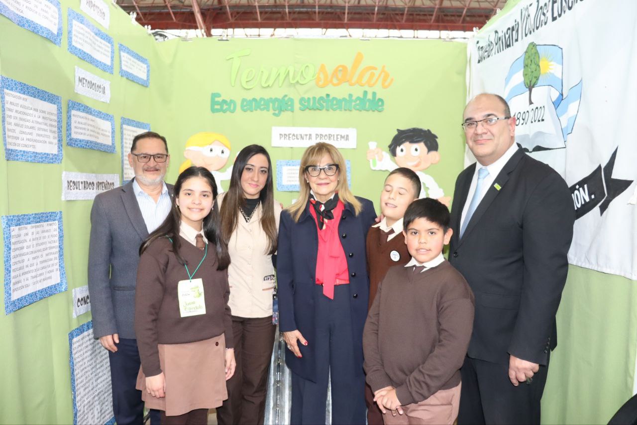 CENTRO DE EDUCACIÓN FÍSICA (CEF) N°1 ALUMNOS DE TODA LA PROVINCIA EXPONEN EN LA FERIA DE CIENCIA Y TECNOLOGÍA