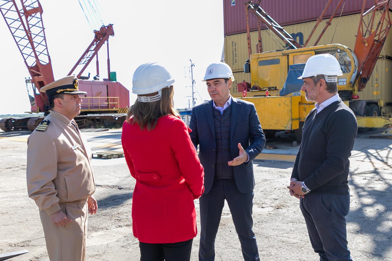  HITO HISTÓRICO EL PUERTO DE CORRIENTES REGISTRA SU MAYOR VOLUMEN DE OPERACIÓN CON EXPORTACIÓN DE MADERA LOCAL