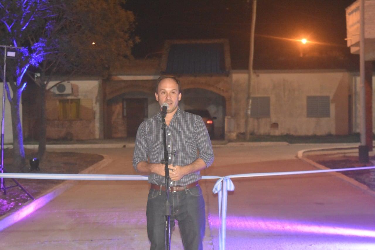 Programa “Mita y Mita”  ESTA NOCHE: INAUGURACIÓN DE CALLE SANTA RITA DEL B° SAN FRANCISCO DE ASIS