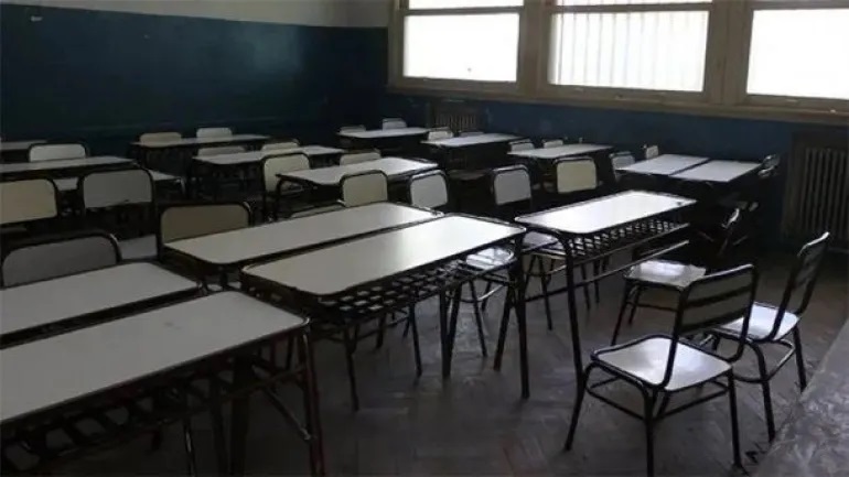 Gremios docentes correntinos advierten que "peligra el inicio de clases"