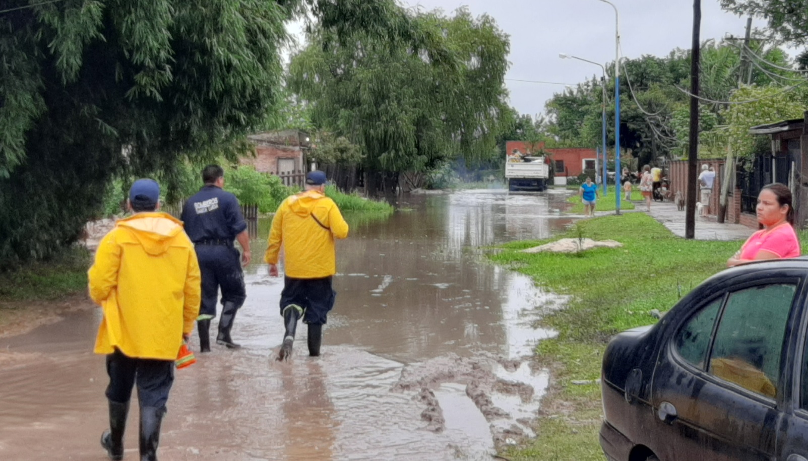 Santa Lucía declaró la emergencia hídrica y ya hay unas 70 familias evacuadas