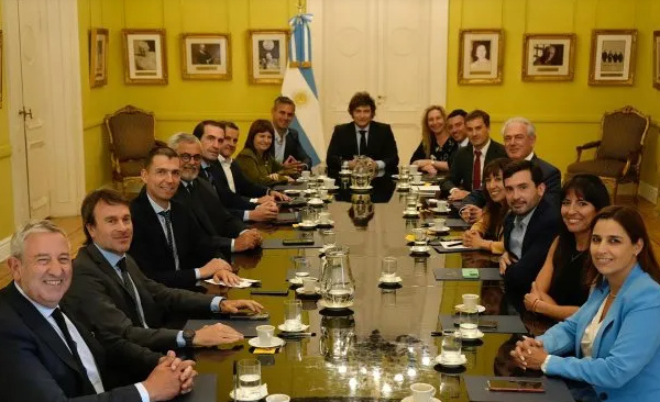 Diputados radicales se reunieron con Javier Milei y prometen fortalecer el apoyo para 2025