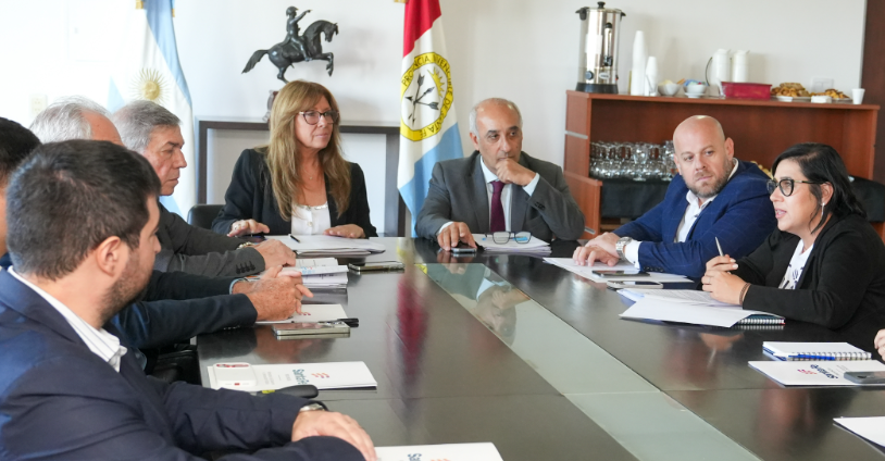 CORRIENTES, EN REUNIÓN DE ACUERDO DE AGENDA ENTRE REGIONES LITORAL Y CENTRO
