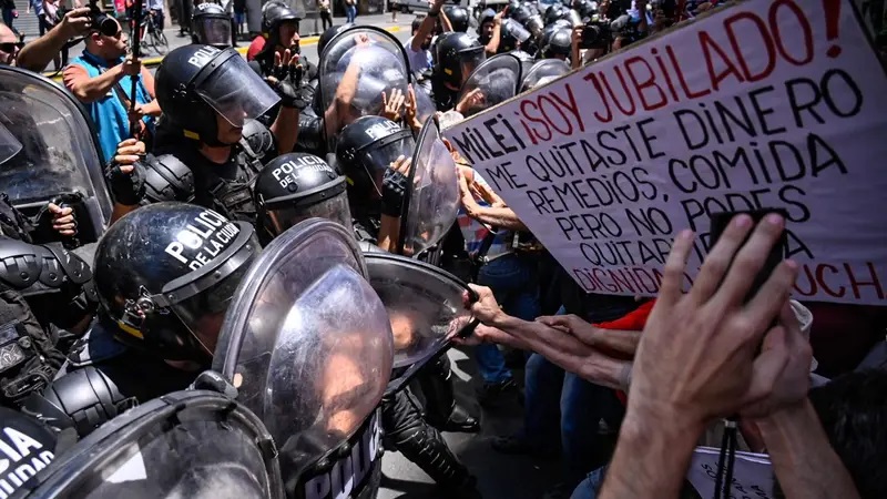 Solo tres de cada diez jubilados tienen ingresos para vivir