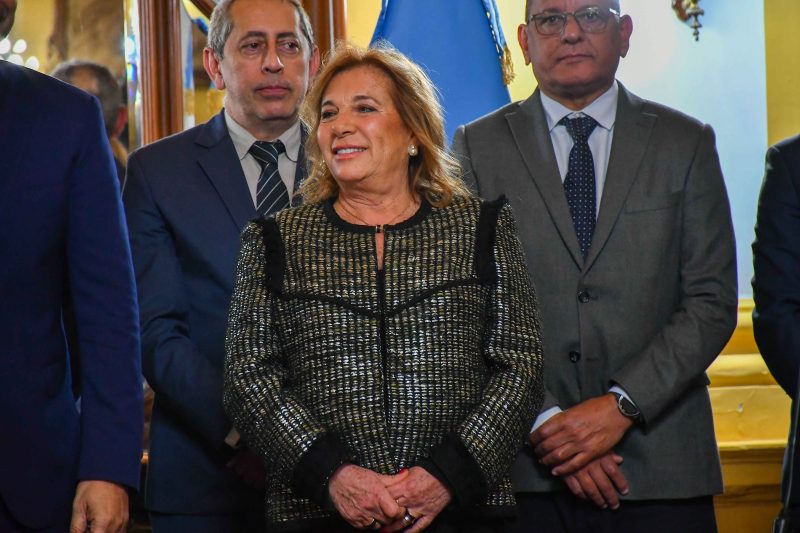 BEATRIZ KUNIN- PTE INSTITUTO CULTURA: INVITA A LA SÉPTIMA FERIA DEL ARTE “ArteCo”