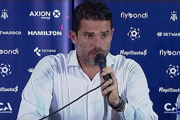 El rompecabezas de Boca: las dudas que tiene Fernando Gago para el partido con Barracas Central