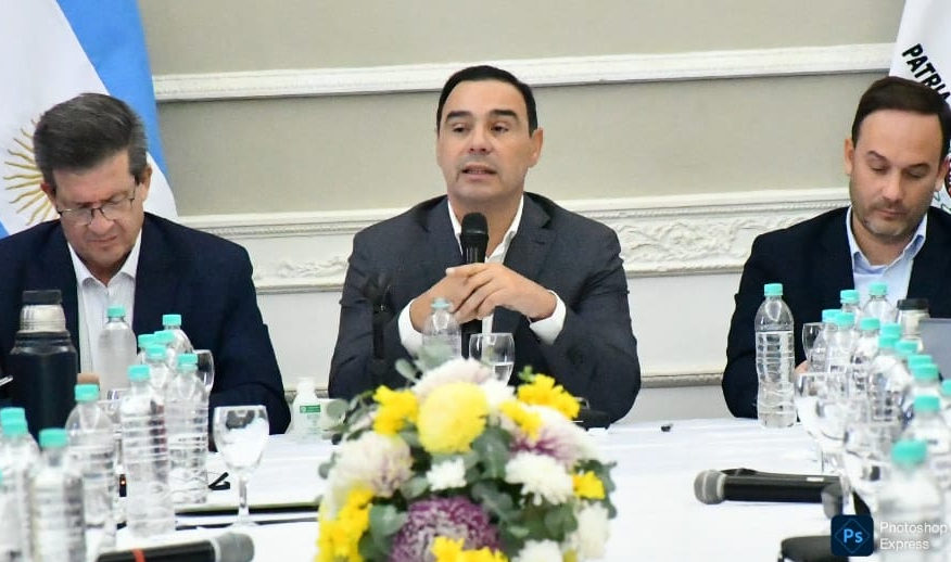 GOYA: Valdés coordinó acciones a seguir para el avance de obras en la Comuna