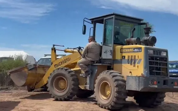 Caso Lian: realizan excavaciones en el patio de la casa de Marcelino
