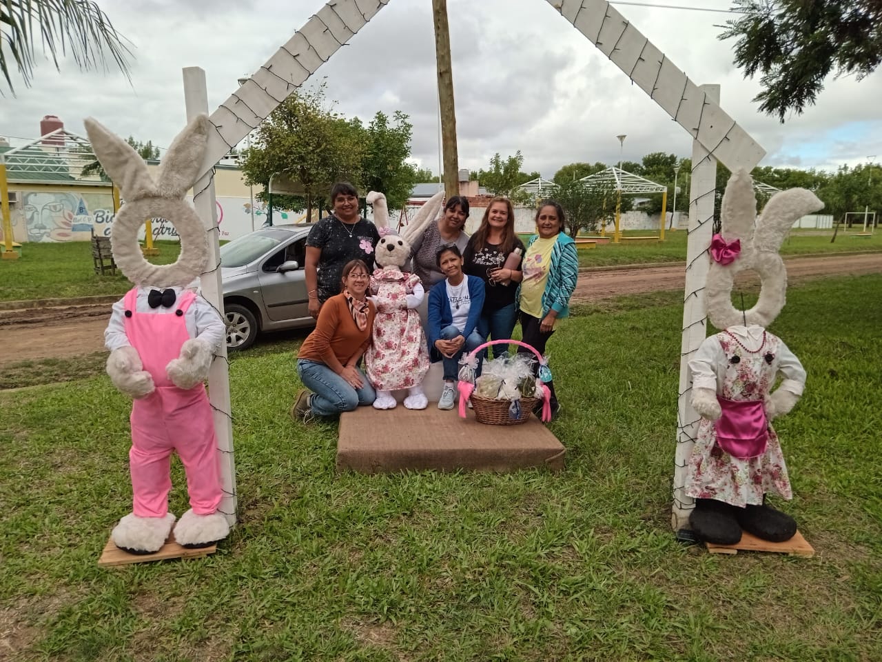 BARRIO BICENTENARIO SE VISTE DE PASCUA