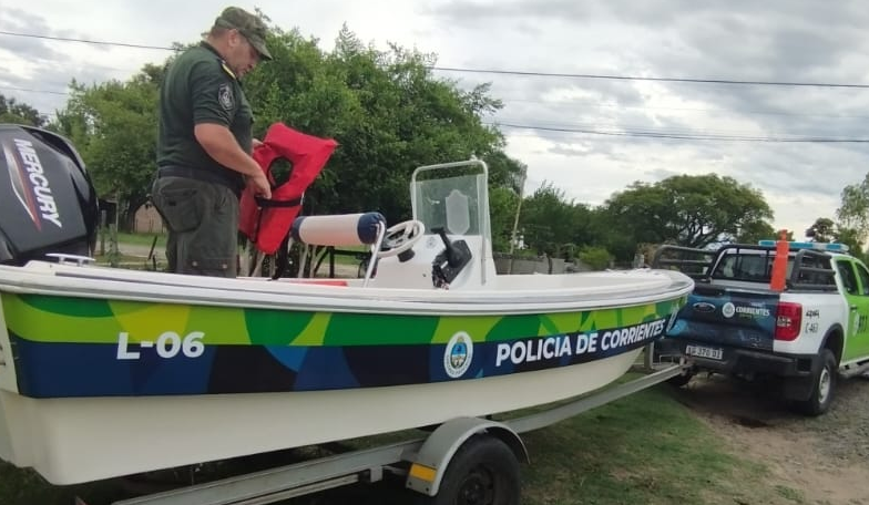 En Esquina, la Policía de Corrientes intensifica la busqueda de tres personas en el río Paraná