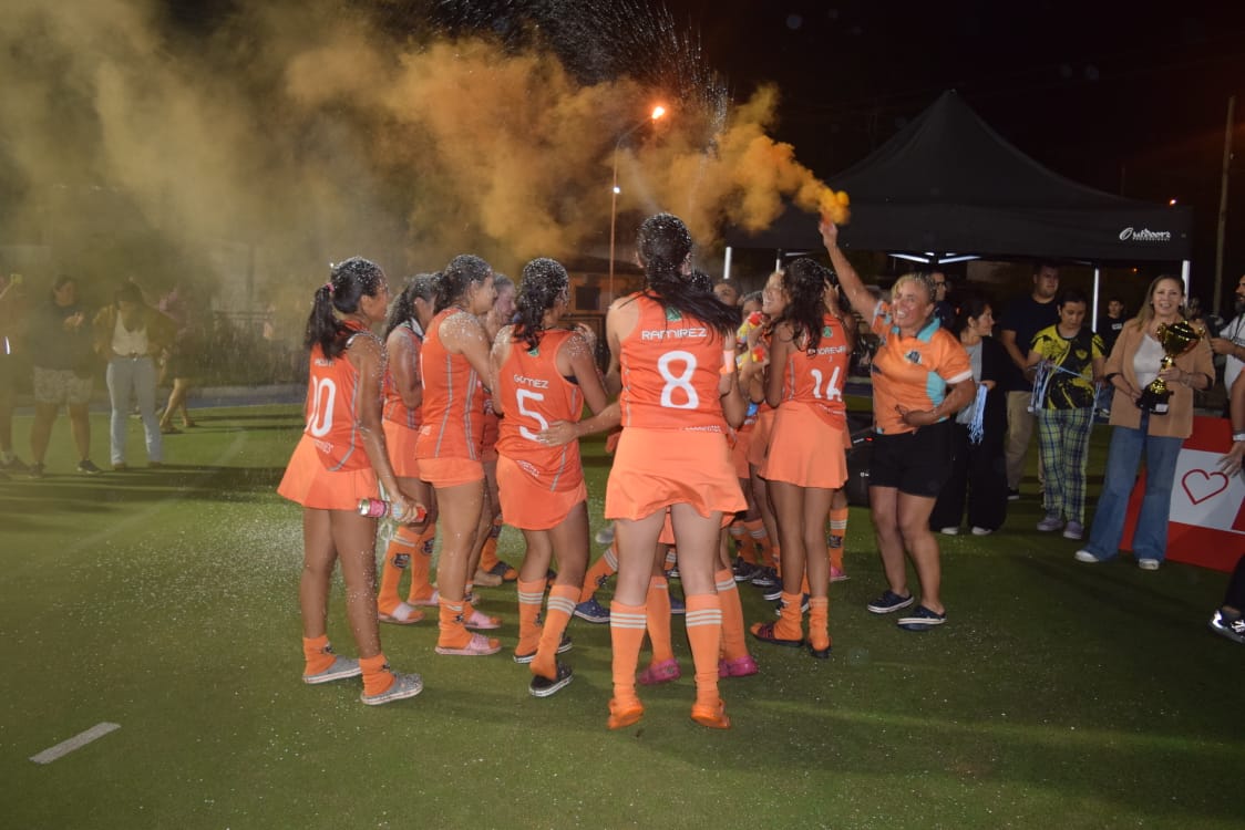 LA LIGA GOYANA DE HOCKEY SOCIAL FINALIZÓ SU TEMPORADA 2024