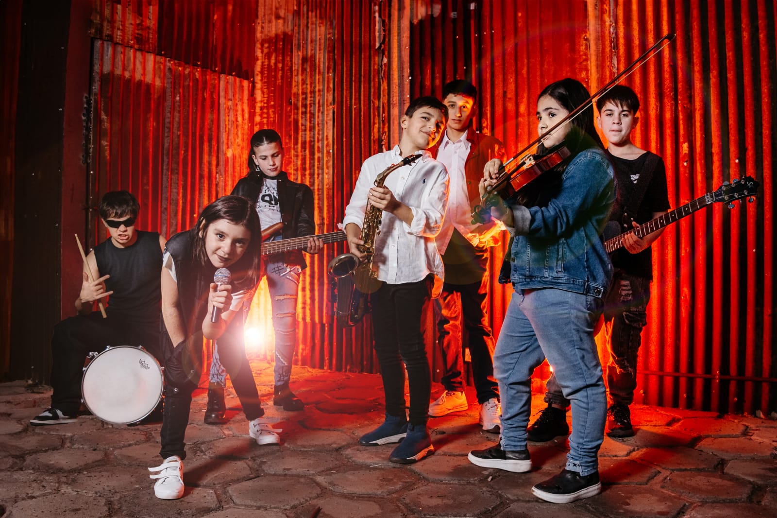   Festejo “Mes de la Niñez”: ESCUELA MUNICIPAL DE MÚSICA PRESENTARÁ COMEDIA MUSICAL Y BANDA DE ROCK QR