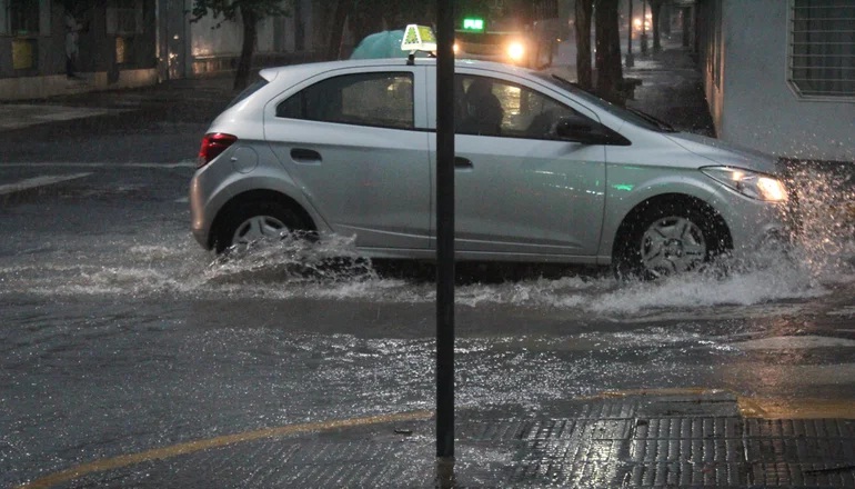 Calor extremo y luego lluvia: el pronóstico para Corrientes