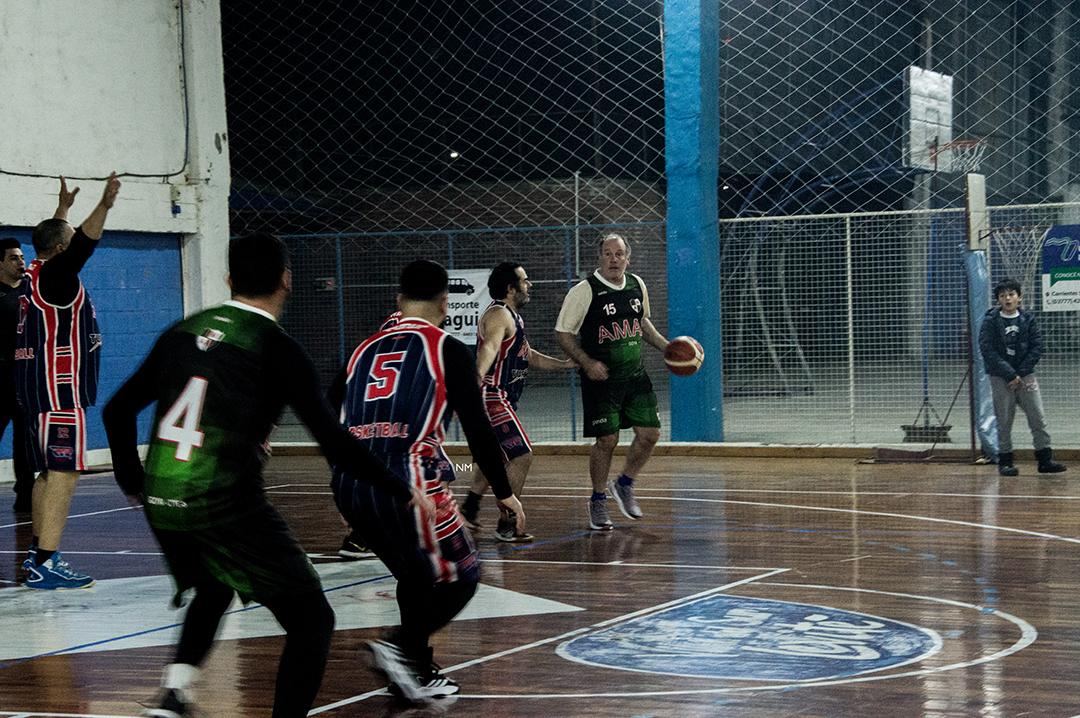 maxi basquet julio