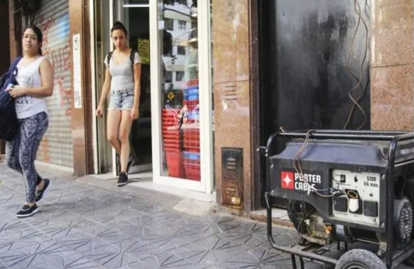 Apagón masivo en varias provincias del país en medio de la ola de calor
