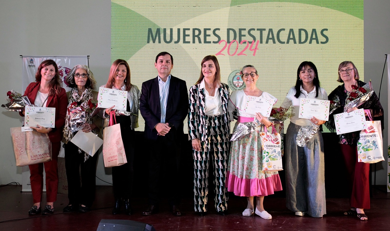 Mas de 300 personas homenajearon a las Mujeres Mbarete